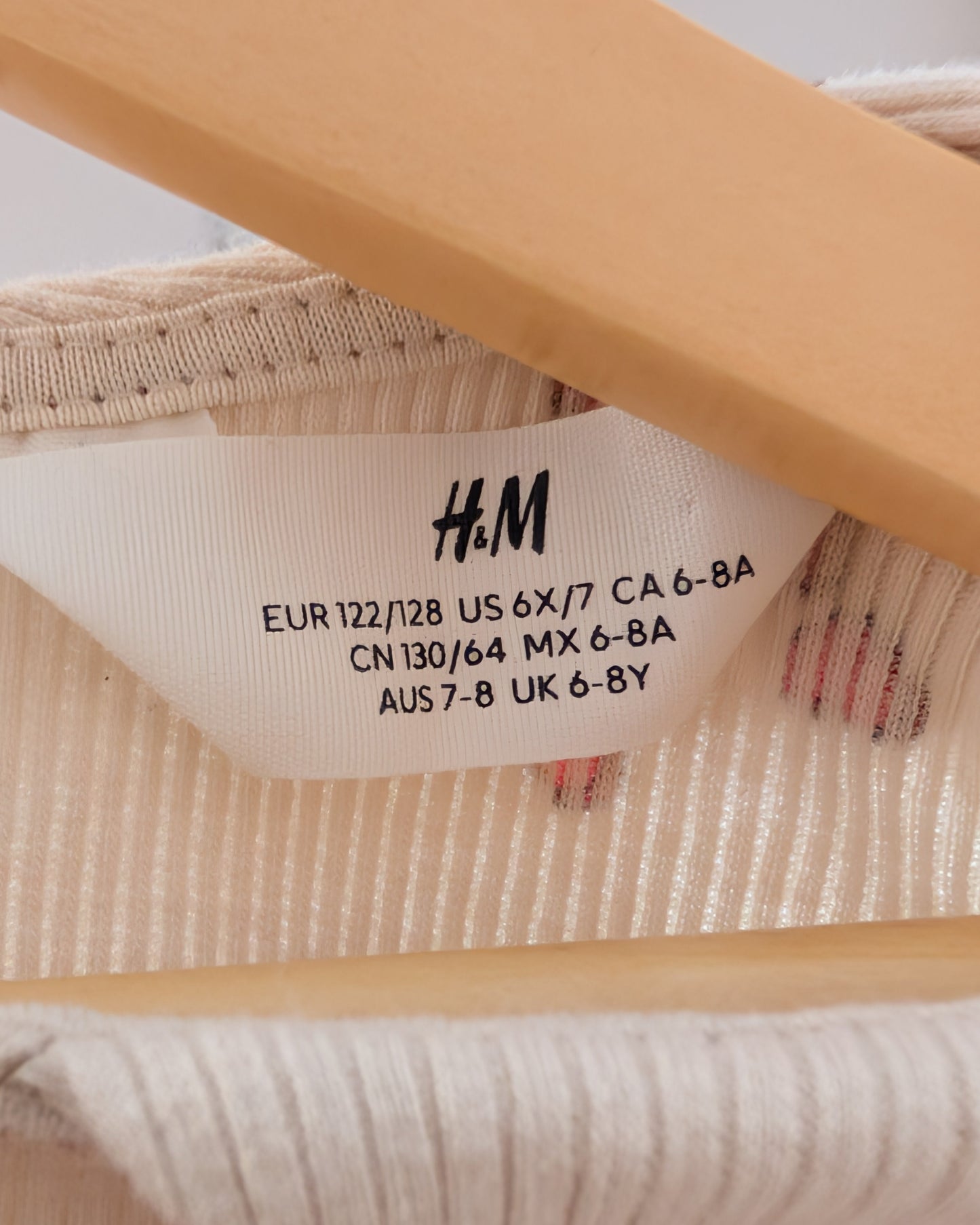 H&M Ribbed Heart Print Top - 6X/7