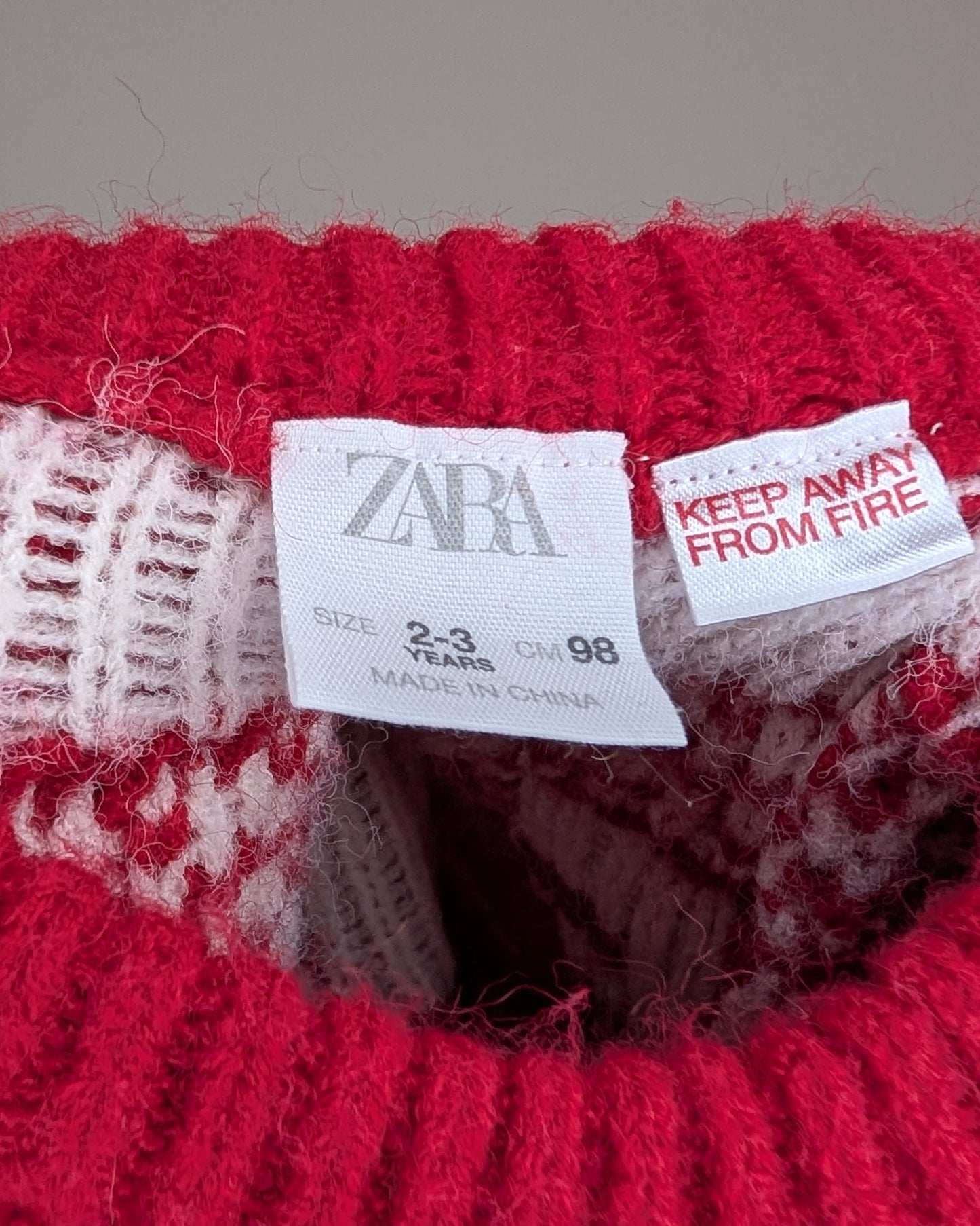 Zara Cable Knit Holiday Skiing Sweater – 2–3Y