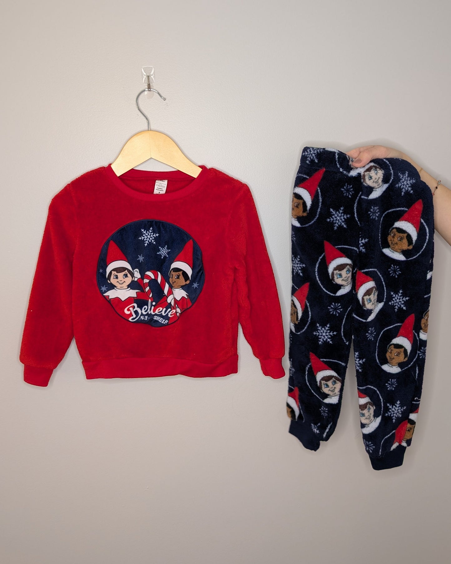 Elf on the Shelf Fleece Pyjama Set – 3T