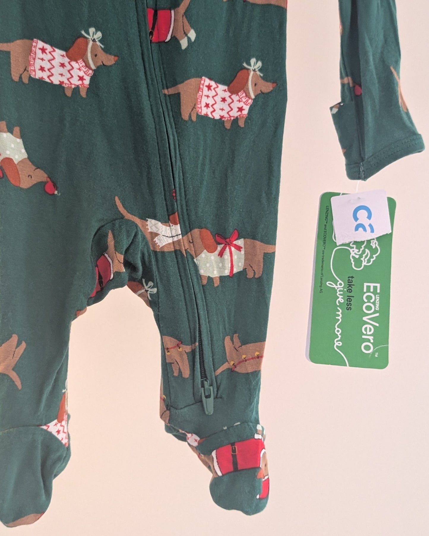 Carter’s Holiday Footed Sleeper – Newborn