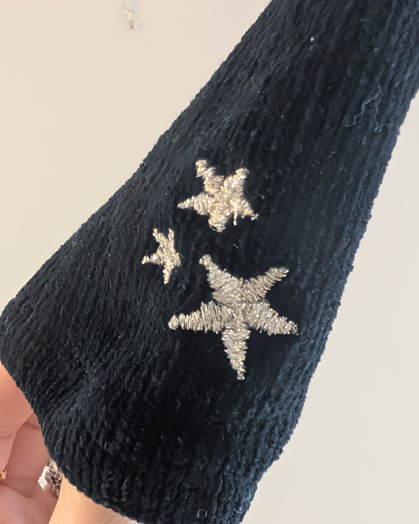 Zara Textured Black Leggings with Glitter Star Embroidery – 3-4Y